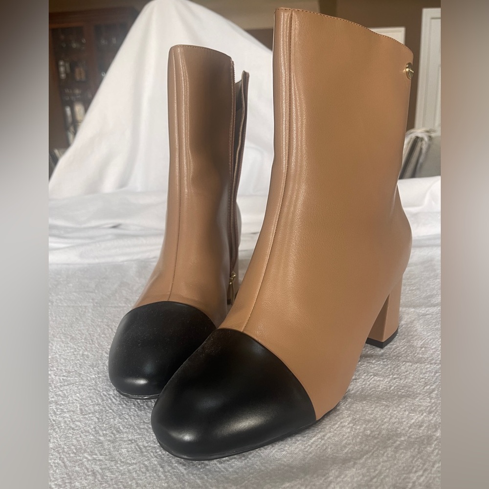 Liz Claiborne color block boots